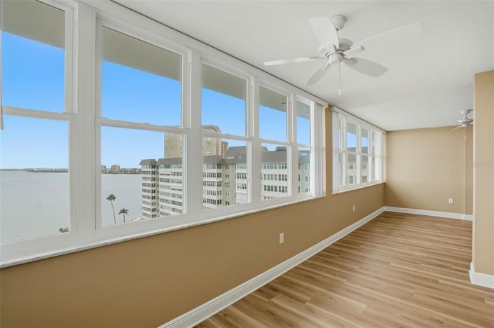 Image No.7-2 Bed Property for sale