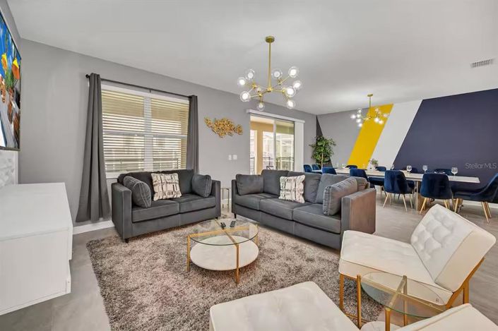 Image No.13-8 Bed Property for sale