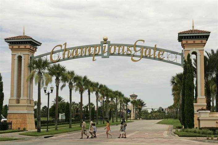 Image No.42-8 Bed Property for sale