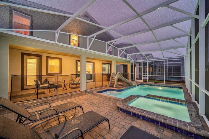 Image No.5-8 Bed Property for sale