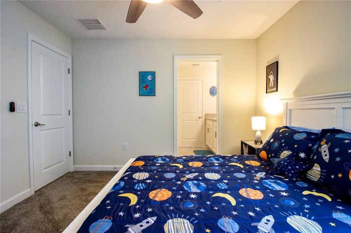 Image No.27-6 Bed Property for sale