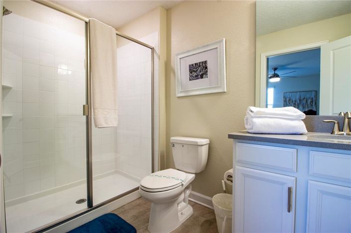 Image No.35-6 Bed Property for sale