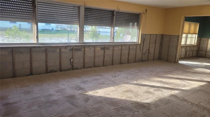 Image No.11-3 Bed Property for sale