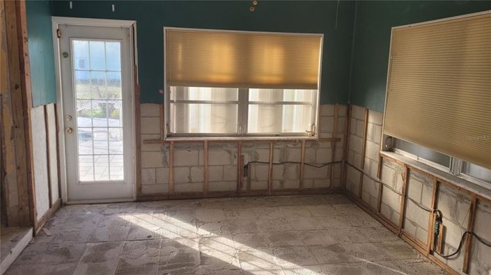 Image No.5-3 Bed Property for sale