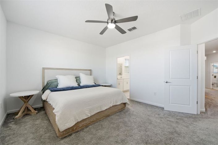 Image No.16-4 Bed Property for sale