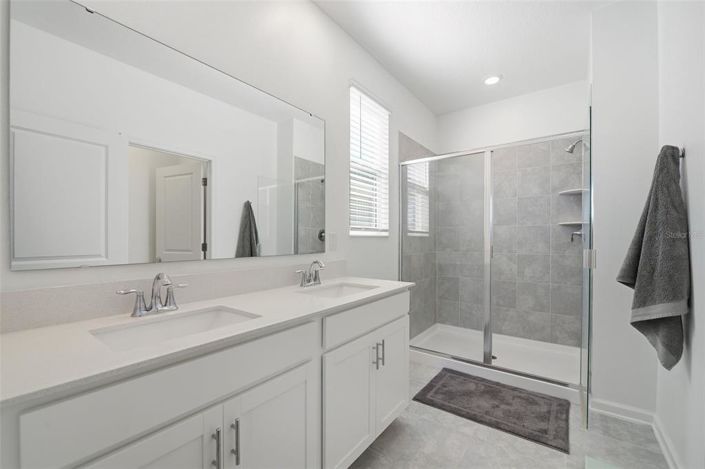 Image No.22-4 Bed Property for sale