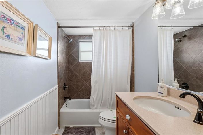 Image No.35-2 Bed Property for sale