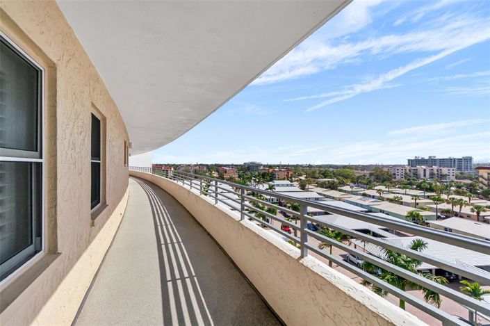 Image No.40-2 Bed Property for sale