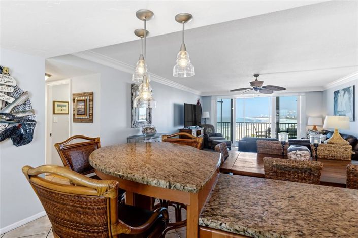 Image No.7-2 Bed Property for sale