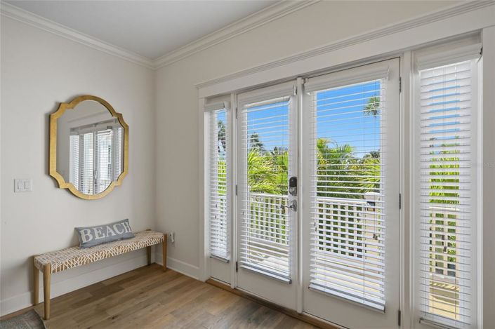 Image No.10-3 Bed Property for sale