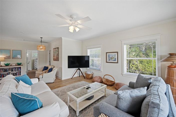 Image No.21-3 Bed Property for sale