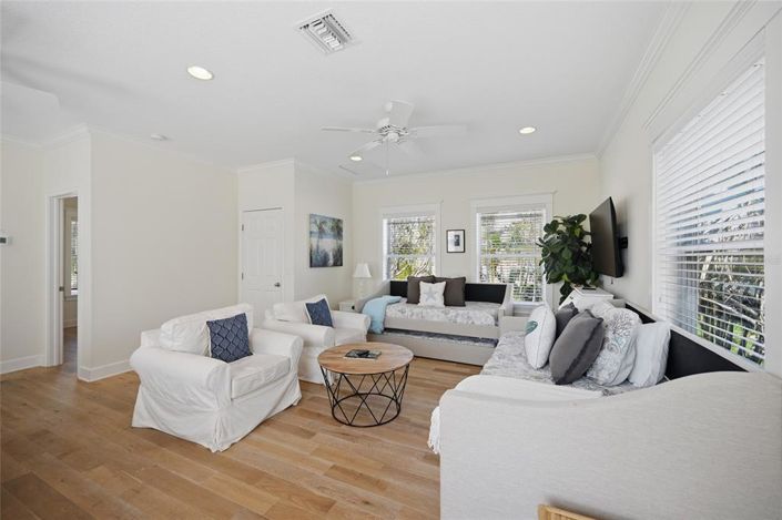 Image No.33-3 Bed Property for sale