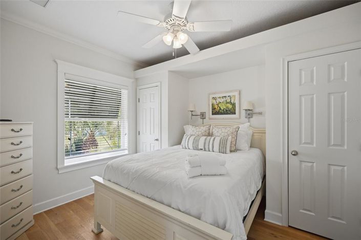 Image No.37-3 Bed Property for sale