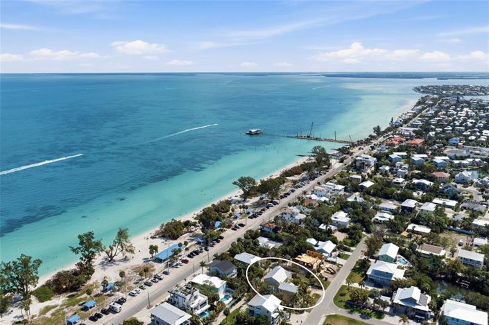 Image No.6-3 Bed Property for sale