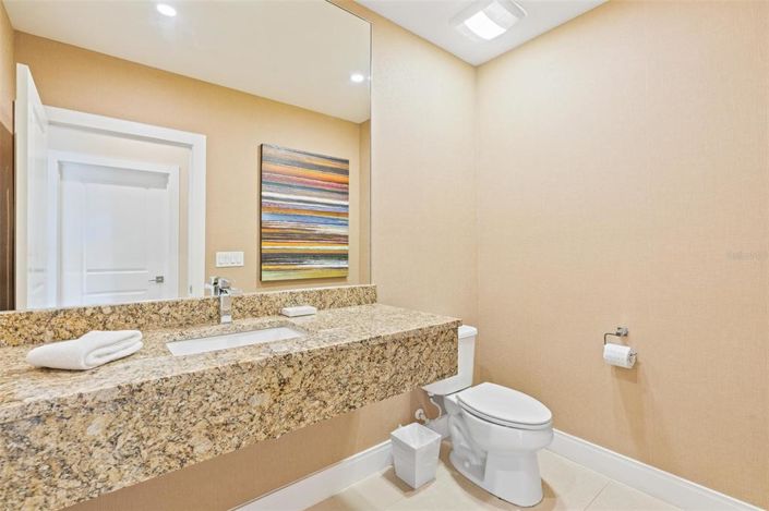 Image No.22-4 Bed Townhouse for sale