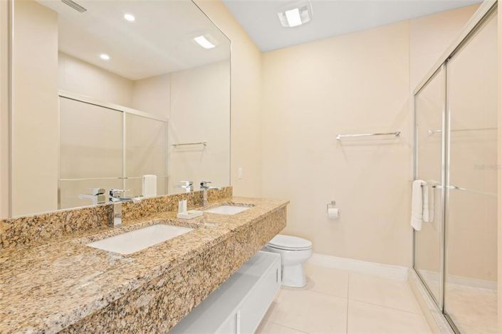 Image No.23-4 Bed Townhouse for sale