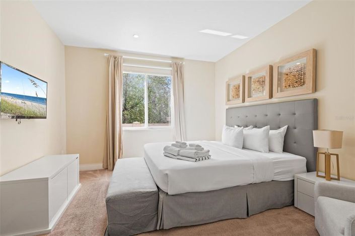 Image No.27-4 Bed Townhouse for sale