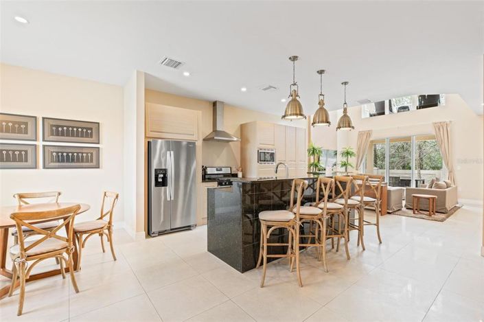 Image No.35-4 Bed Townhouse for sale