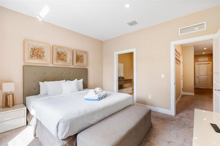 Image No.23-3 Bed Townhouse for sale