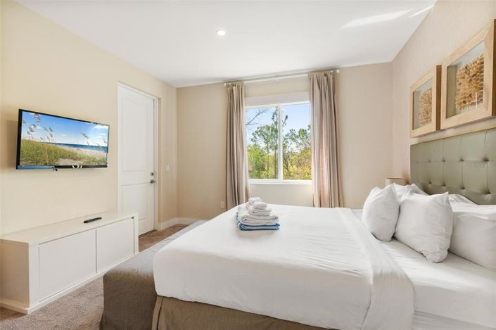 Image No.26-3 Bed Townhouse for sale