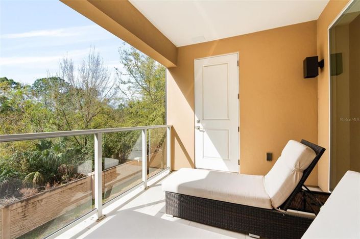 Image No.28-3 Bed Townhouse for sale