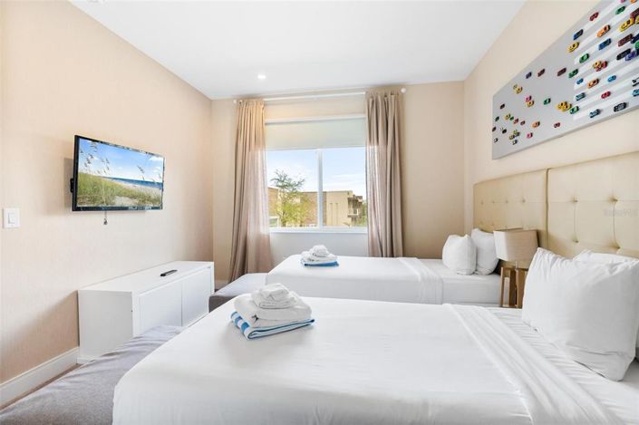 Image No.35-3 Bed Townhouse for sale