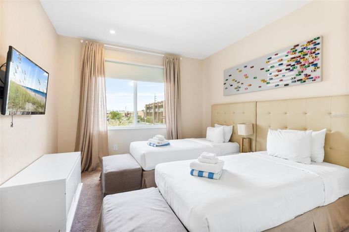 Image No.36-3 Bed Townhouse for sale