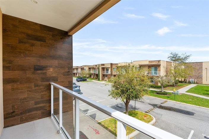 Image No.38-3 Bed Townhouse for sale