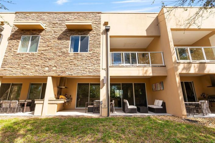 Image No.39-3 Bed Townhouse for sale