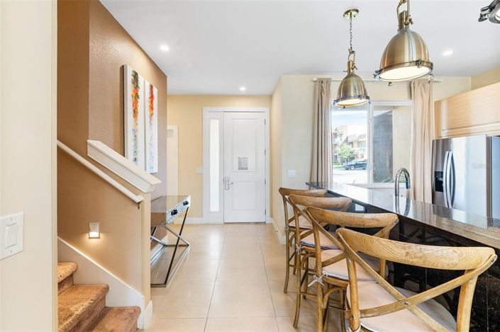 Image No.8-3 Bed Townhouse for sale