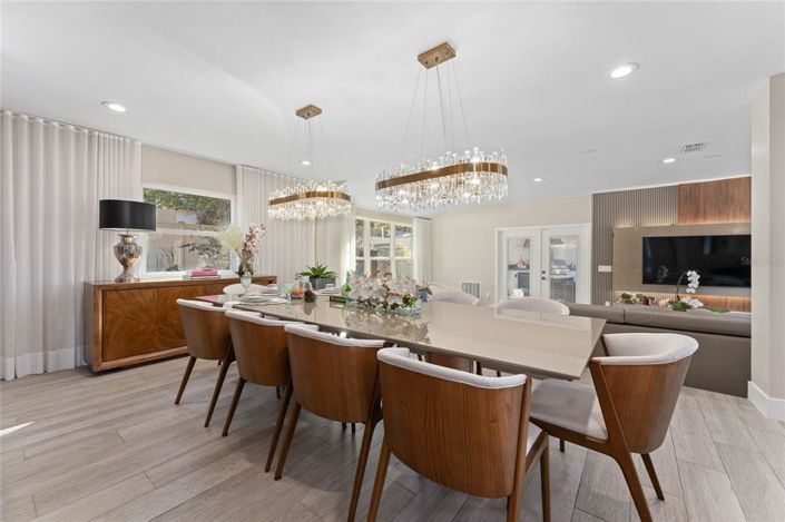 Image No.10-4 Bed Property for sale