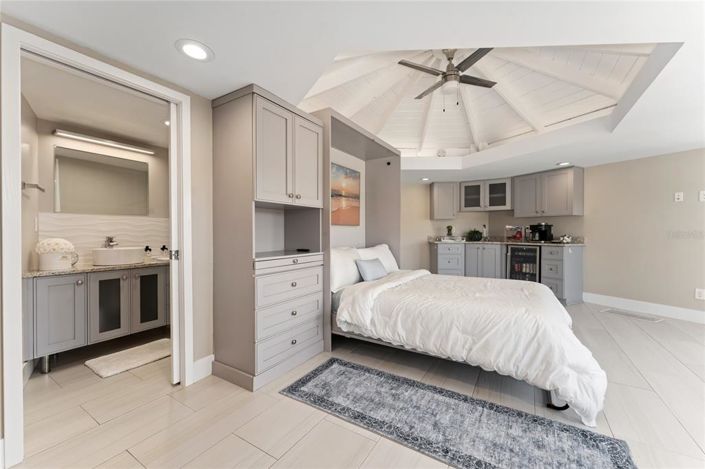 Image No.36-4 Bed Property for sale