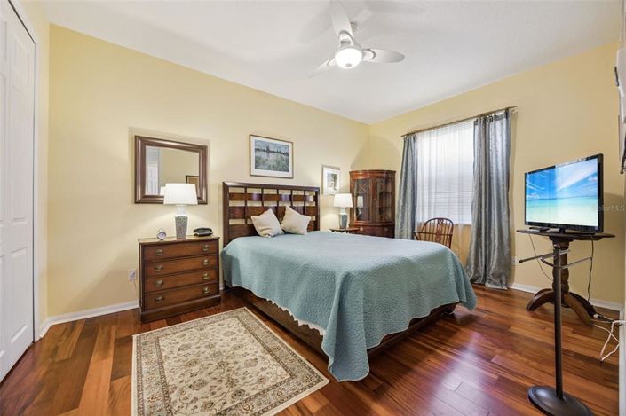 Image No.17-Propriété de 4 chambres à vendre à Orlando