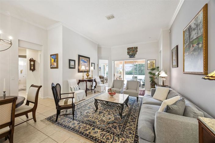 Image No.8-Propriété de 4 chambres à vendre à Orlando