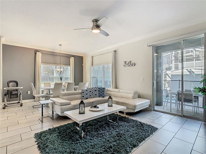 Image No.7-5 Bed Townhouse for sale