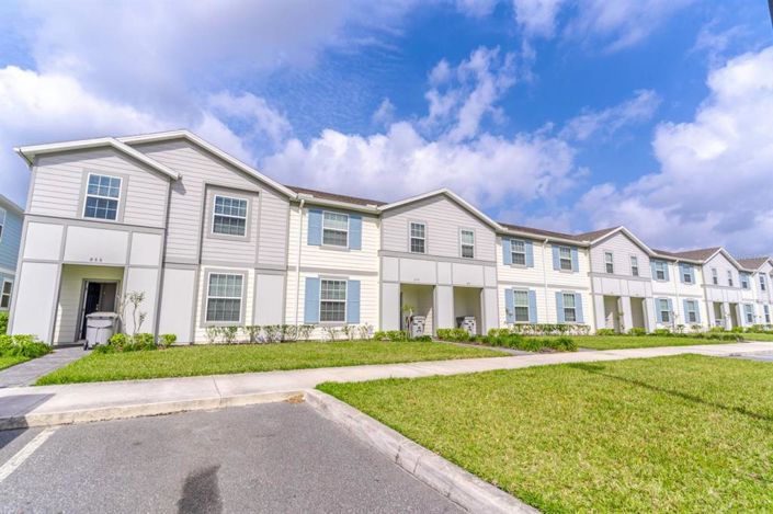 Image No.2-5 Bed Townhouse for sale