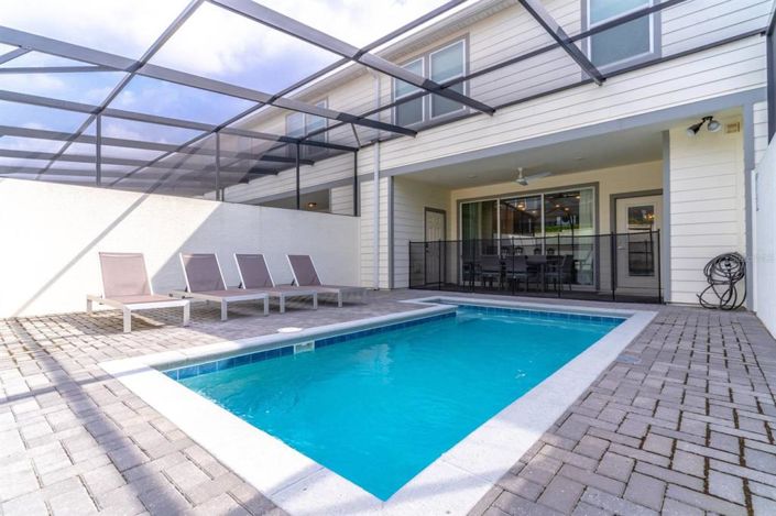 Image No.34-5 Bed Townhouse for sale