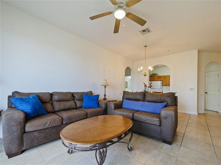 Image No.7-2 Bed Property for sale