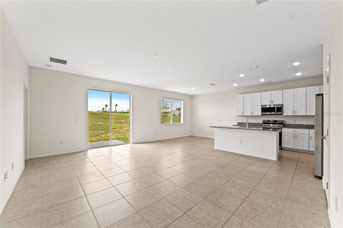 Image No.6-4 Bed Property for sale