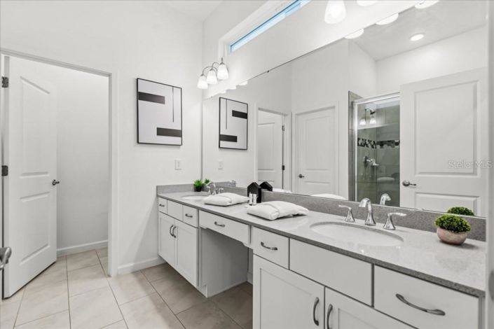 Image No.29-12 Bed Property for sale