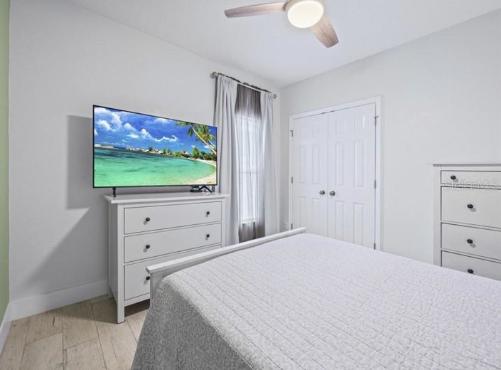 Image No.19-4 Bed Property for sale