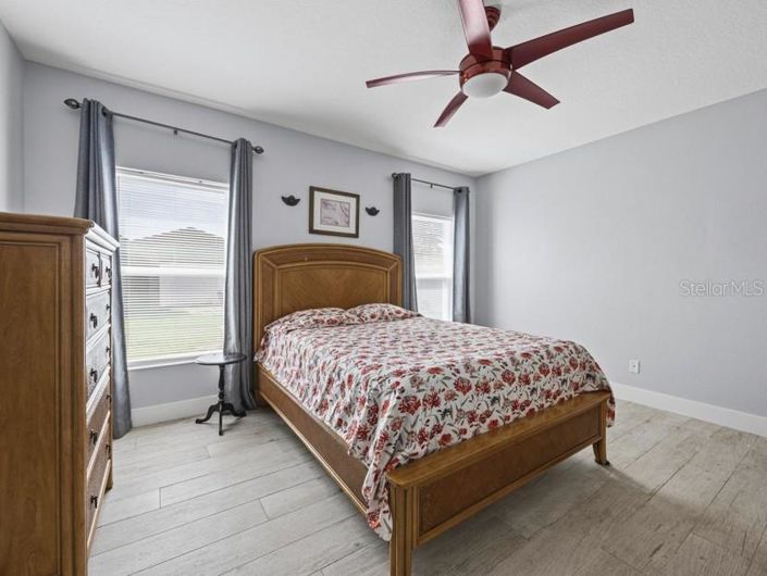 Image No.23-4 Bed Property for sale