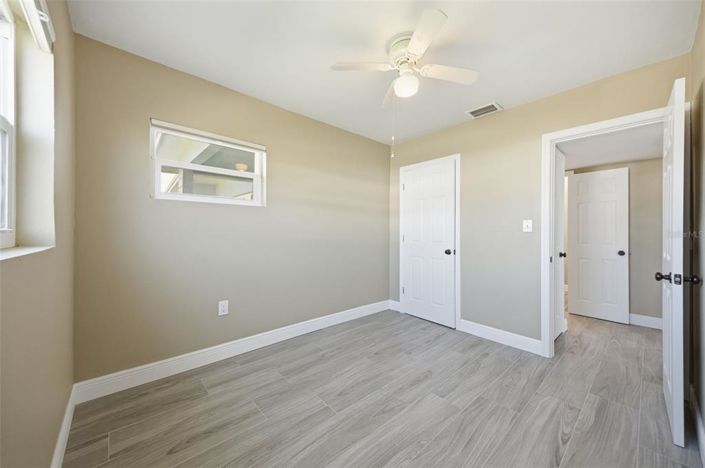 Image No.17-3 Bed Property for sale