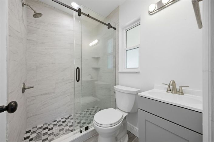 Image No.22-3 Bed Property for sale