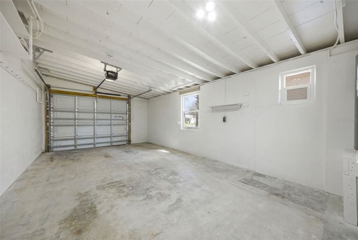 Image No.24-3 Bed Property for sale