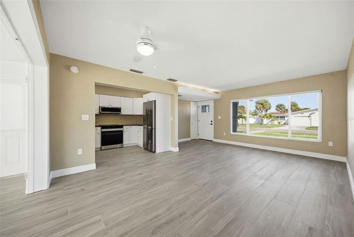 Image No.6-3 Bed Property for sale