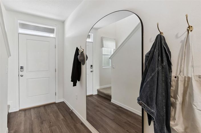 Image No.2-3 Bed Townhouse for sale