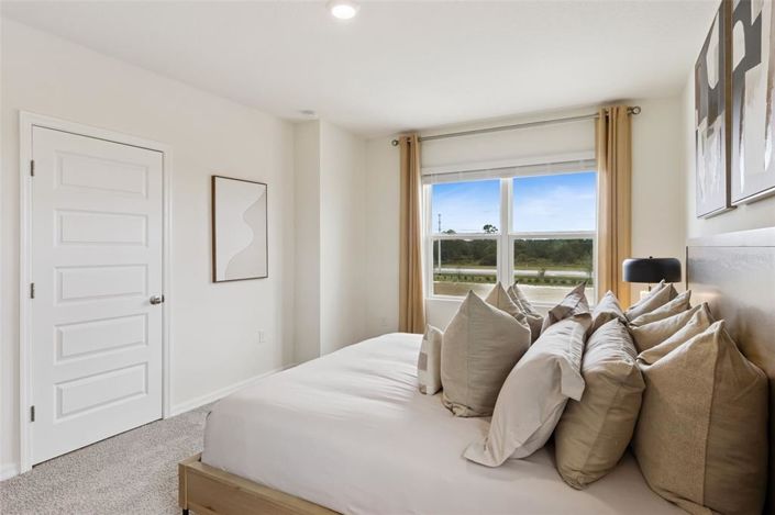 Image No.27-3 Bed Townhouse for sale