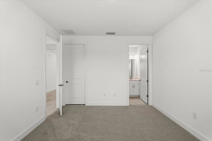 Image No.15-2 Bed Property for sale