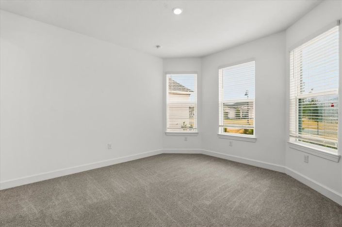Image No.22-2 Bed Property for sale